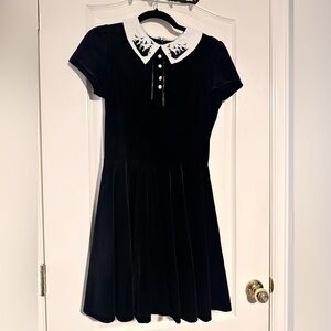 Elegant Black Dress with White Collar Cemetery detail